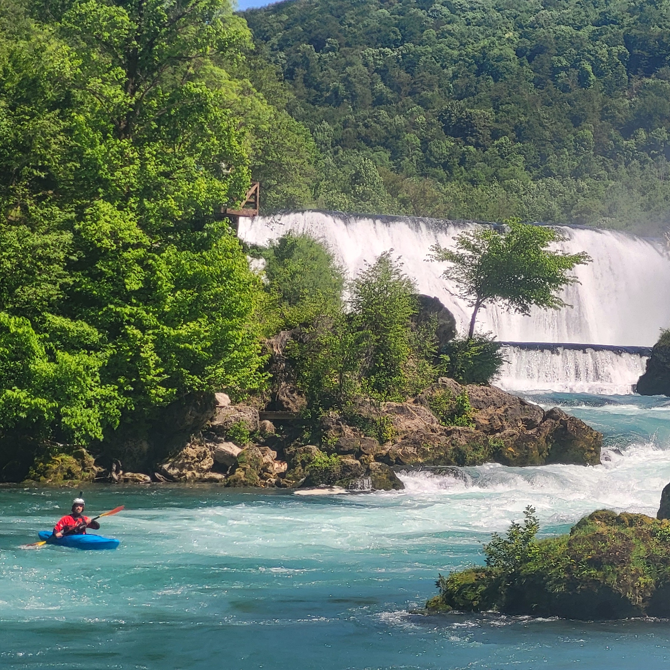 Der Strbacki Buk an der Una.