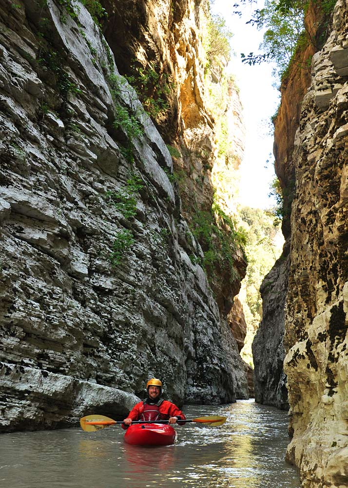 Im Grand Canyon of Albania – auf dem Osum.